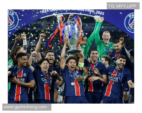 欧冠惊天逆转巴黎圣日耳曼险胜那不勒斯引发全场沸腾