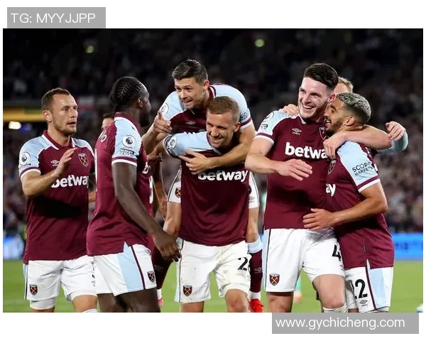 欧联杯精彩对决里昂逆转多特蒙德神扑引发争议判罚全场沸腾